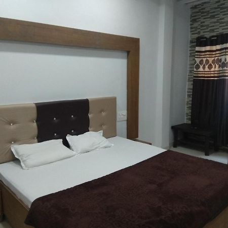 Sudha Palace Hotel Jagdalpur Exterior foto